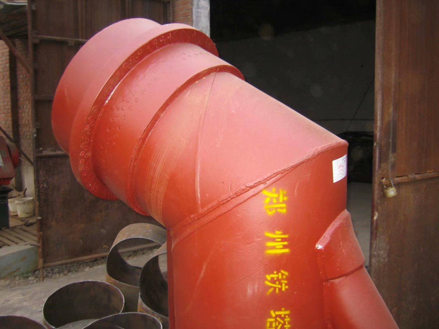 鋁廠(chǎng)礦石輸送耐磨陶瓷管件